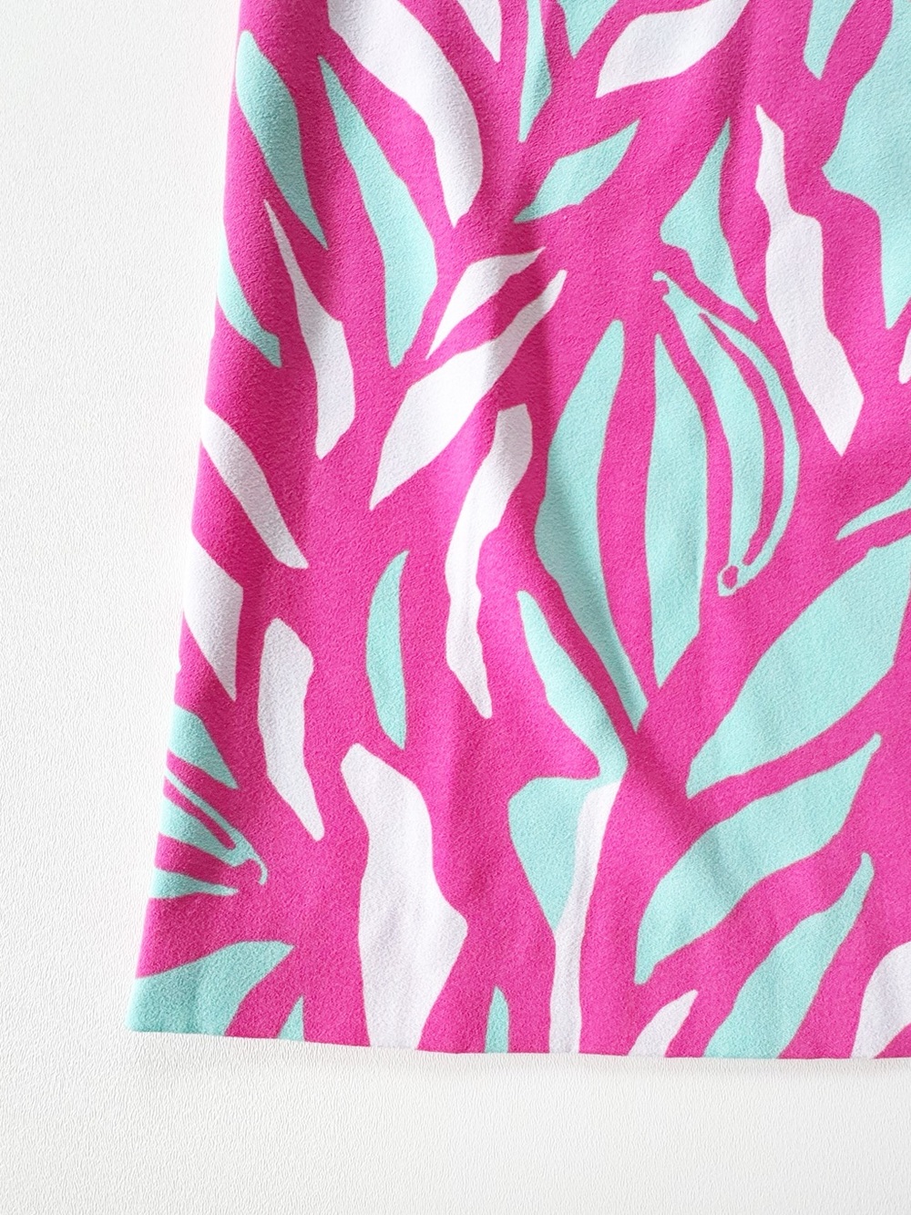 Lilly Pulitzer Sabrina Sleeveless Shift Dress in Papaya Playa Capri Pink | L - Picture 7 of 11